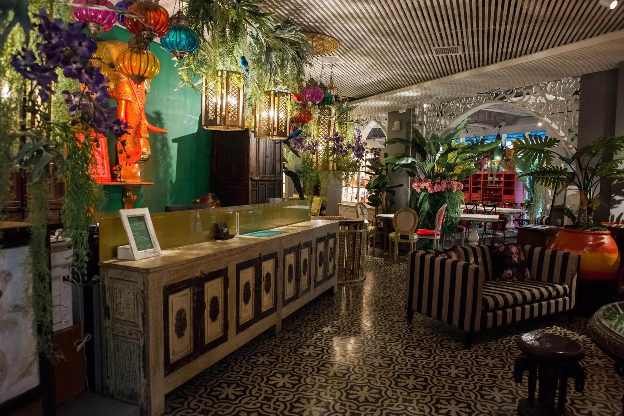 Anna King Hotel Kota Chiayi Bagian luar foto